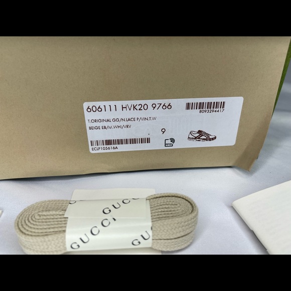 Brand New never worn 100% authentic. UK SZ 9 - Picture 9 of 13